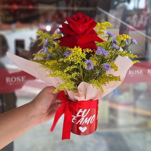 Arranjo na Caneca C/ 1 Rosa