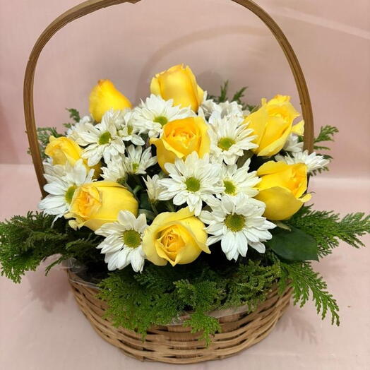 Cesta com 10 Rosas e Margaridas