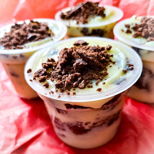 Brownie no pote recheado ninho ou brigadeiro 6 unidades