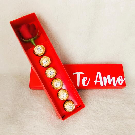 Caixa Rosa Solitaria com Chocolates (Vermelha)