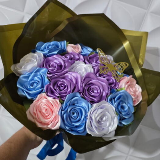Buquê de Rosas Eternas (19 unidades)