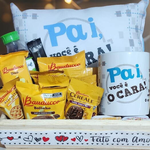 Cesta Cafe da Manhã e Tarde com Almofada e Caneca Pai Você e o Cara