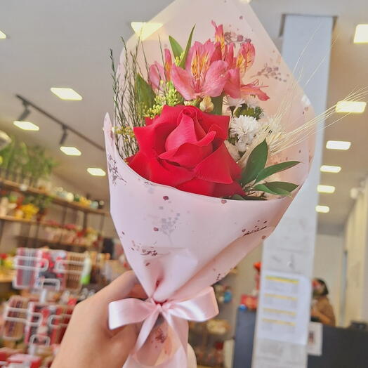 Rosa Carola C/ Astromelia