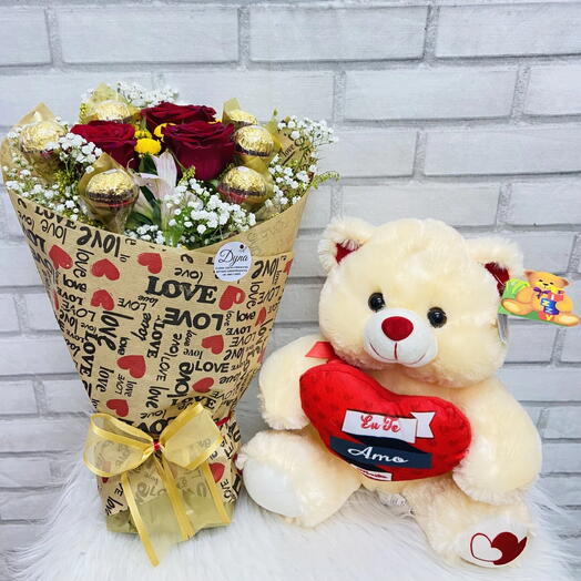 Buquê Eu Te Amo Muito com Urso, Rosa e Chocolates Ferrero Rocher