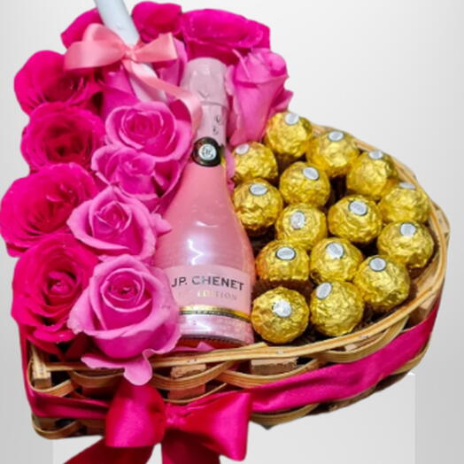 Coração de Rosas e Chocolates