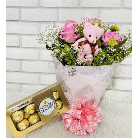 Mini Buquê com Rosa, Ursinho Chaveirinho e Ferrero Rocher