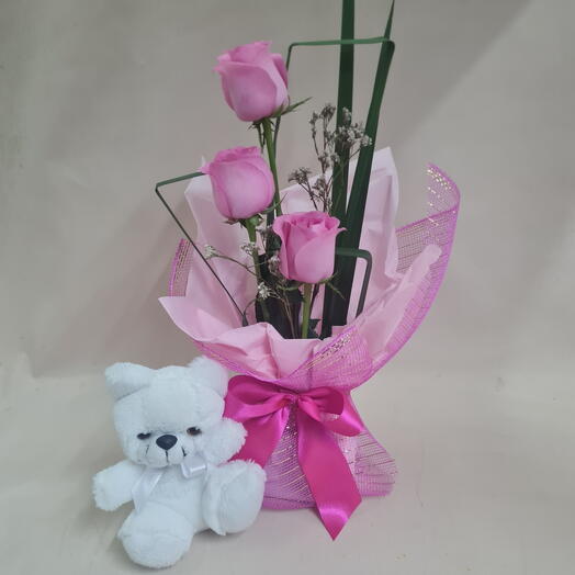 Arranjo rose com pelucia