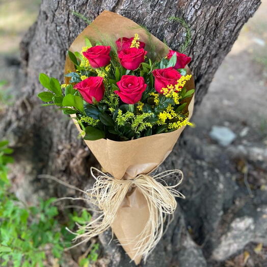 Buque Rosas Vermelhas