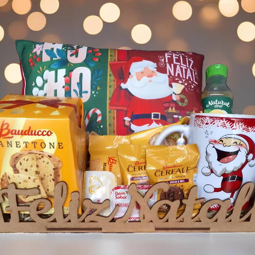 Cesta de Natal "Feliz Natal" com Panettone, Almofada e Caneca natal - Que o seu hohoho seja repleto de hahaha