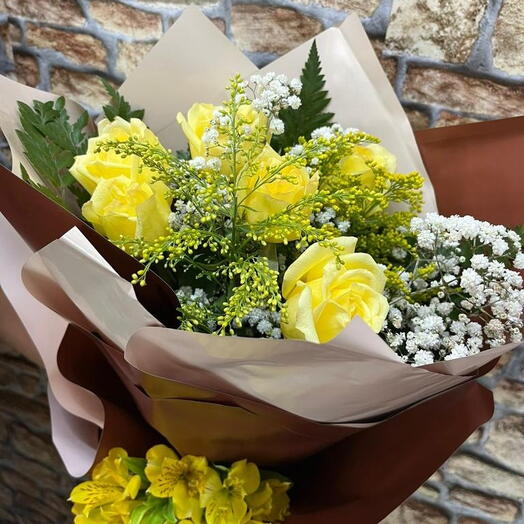 Buquê com 6 Rosas Amarelas