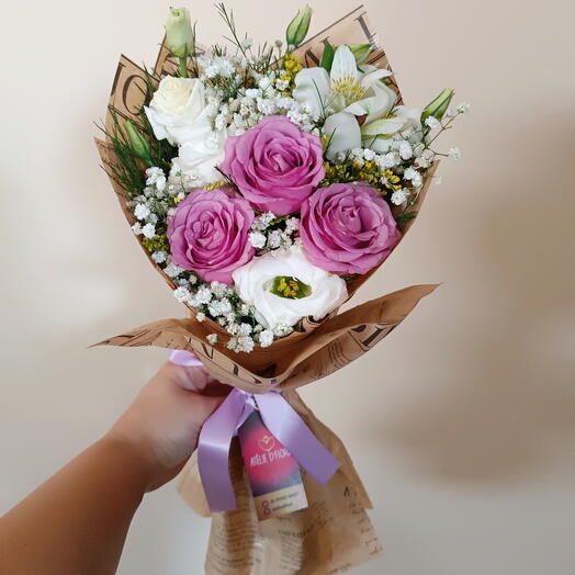 Buquê de Rosas Lilas - Delicada Harmonia