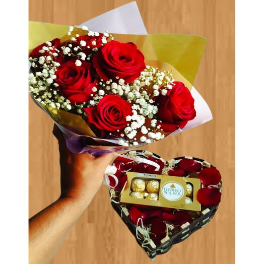 Kit Buquê 5 Rosas e um Ferrero Rocher