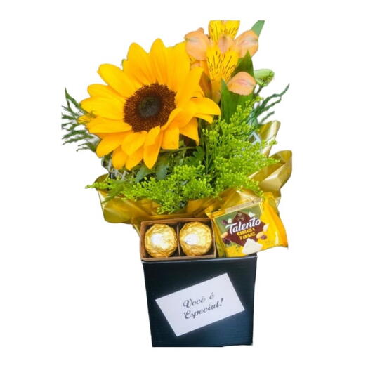 Você e Especial com Arranjo de Girassol e Chocolate