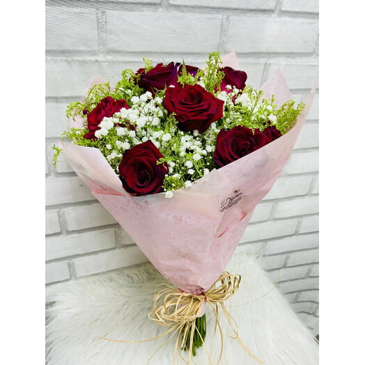 Ramalhete com 12 Rosas Vermelhas