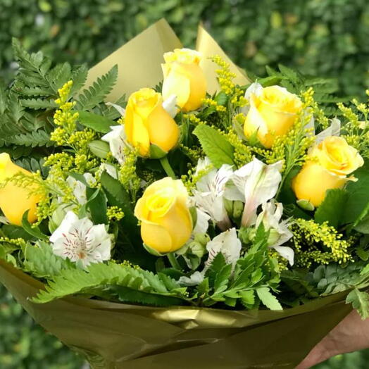 Buquê Rosas Astromelias