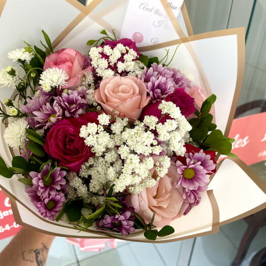 Buquê com 8 Rosas
