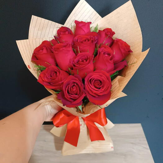 Buquê de Rosas - Doze Promessas de Amor