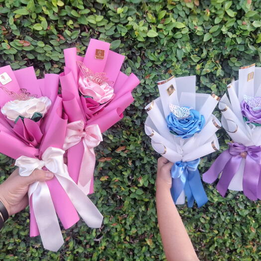 Mini Arranjo Rosa Eterna Cetim