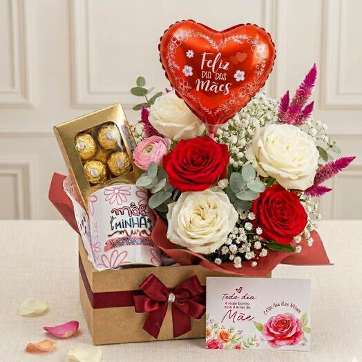 Cesta Dia das Mães com Arranjo de rosas, Ferrero Rocher, Ceneca e balão