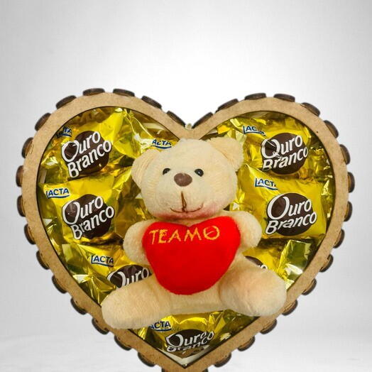 Chocolates e Pelucia