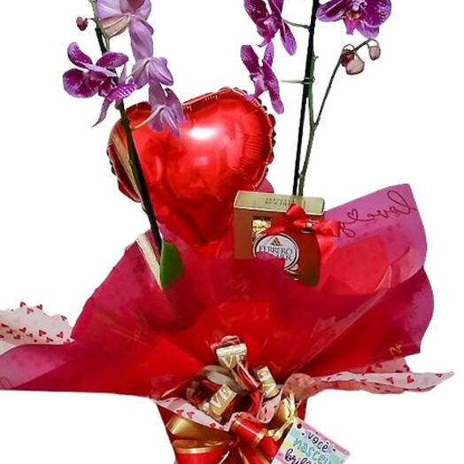 Orquidea Phaleanopsis com Ferrero Rocher