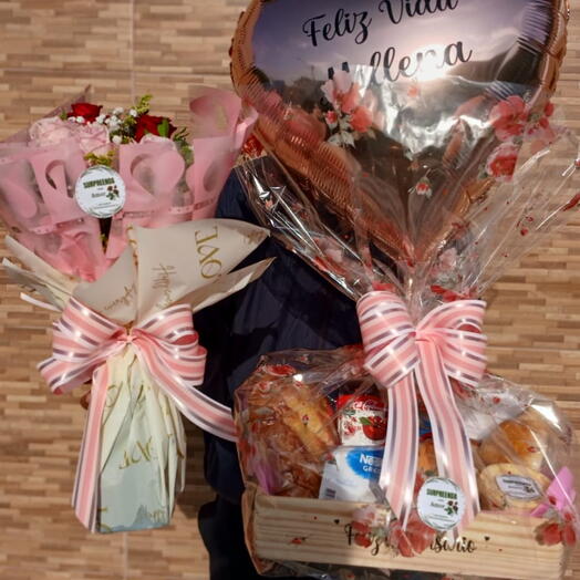 CESTA DE CAFE PREMIUM LUXO+BUQUÊ DE ROSAS