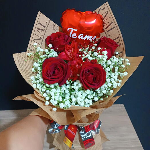 Buquê de Rosas - Coração Apaixonado