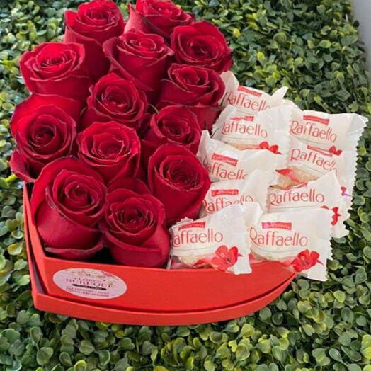 BOX CORAÇÃO de RAFFAELLO e ROSAS