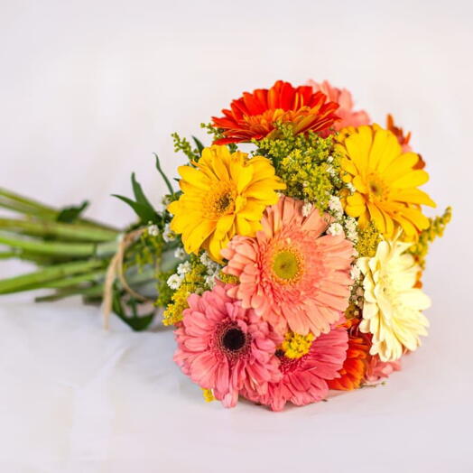 Buquê de gerberas coloridas