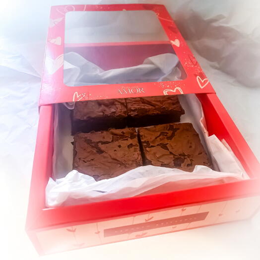 Caixa com 4 brownies amanteigados chocolate nobre