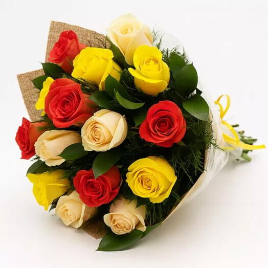 Buquê De Rosas Vermelhas, Amarelas E Salmão