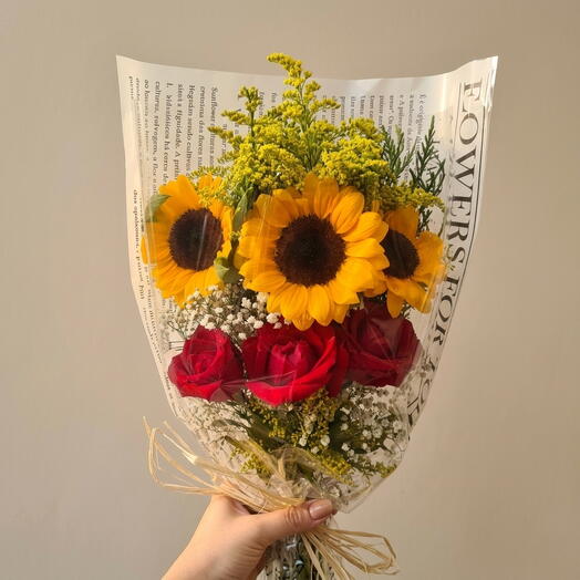 Mini Bouquet Girassol e Rosas