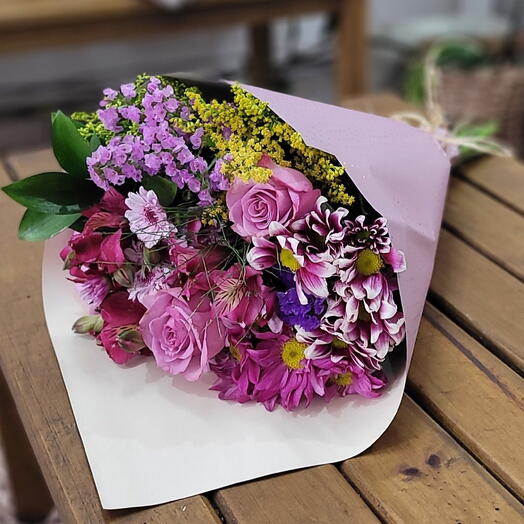 Buquê Tradicional Flores Lilas