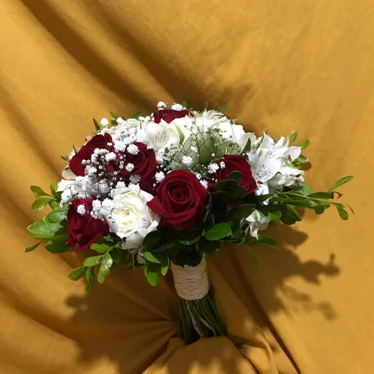 Buquê 20 Rosas com Alstromelias