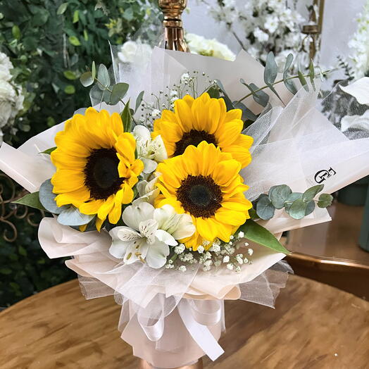 Promoção do Dia : Buquê Jardim de Girassois