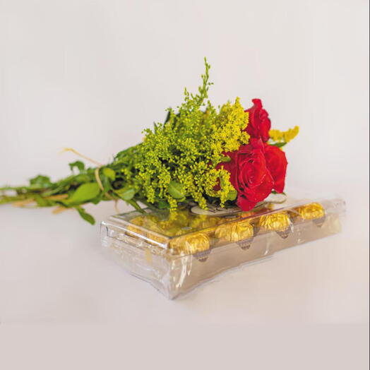 Ferreiro rocher com 3 rosas