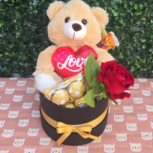 Cesta com chocolate e flor para o Dia dos Namorados- Box Love