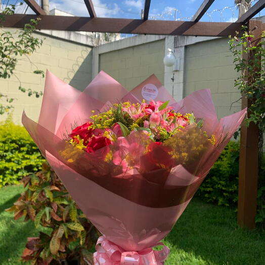 Buquê Cleo Premium - 12 Rosas