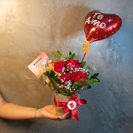 Box Rosas com Balão