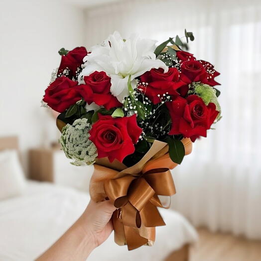 Rosa Colombiana com Lirio Dobrado