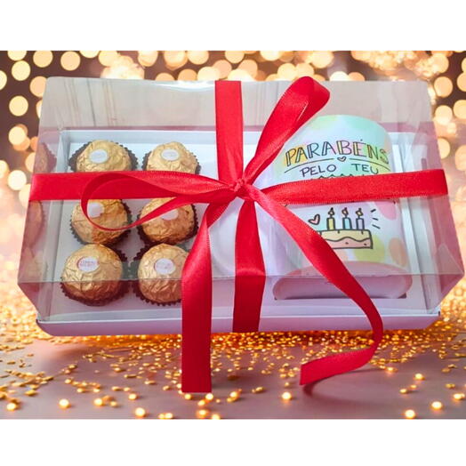 Presente Aniversario com Caneca e Ferrero Rocher