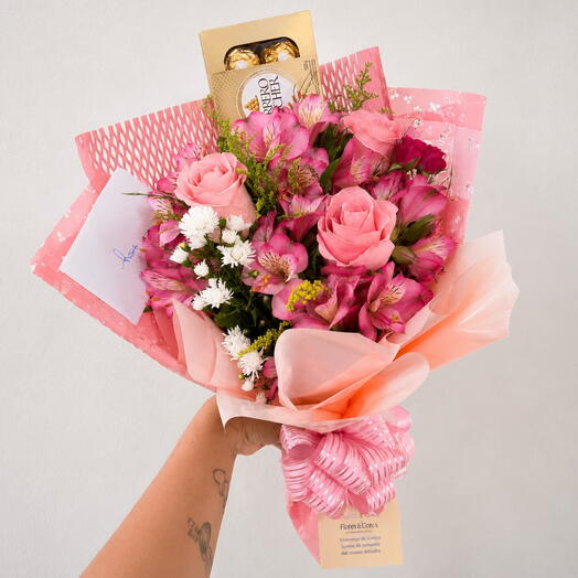 Buquê com 3 Rosas e Ferrero Rocher T8