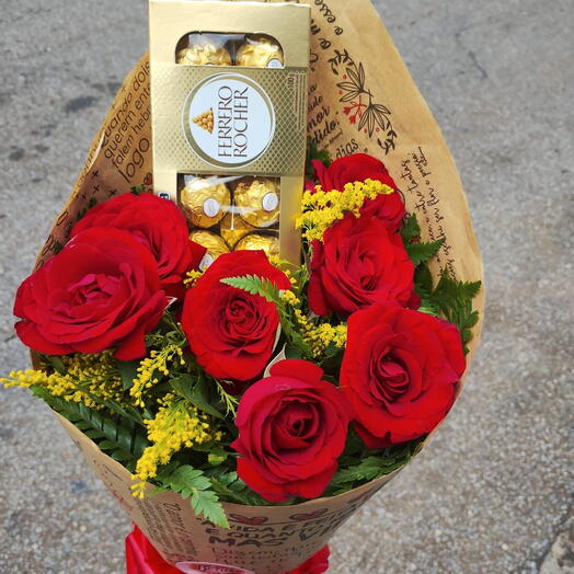 Buquê 7 Rosas e Ferrero