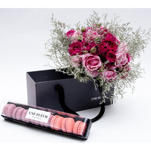 Bouquet Mix de Flores Pink e 8 Macarons Mixto