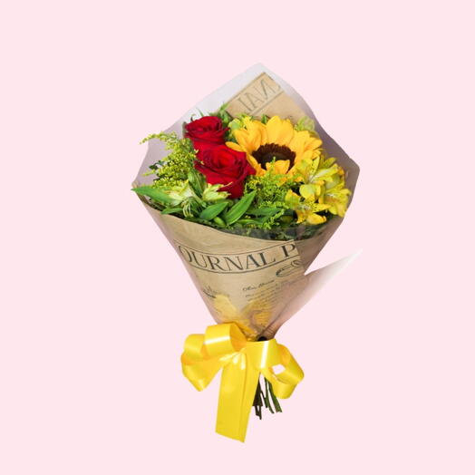 Buquê de 2 rosas e 1 girassol