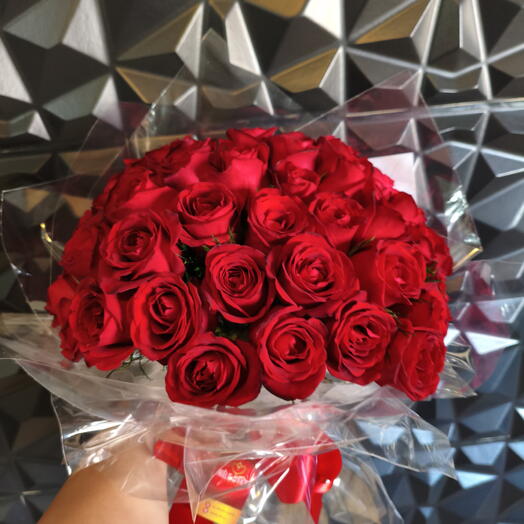 Buquê de Rosas - 50 Motivos para Amar Você